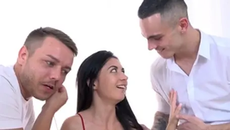 Very hot teen Roxy Sky raw throat fuck in public HD